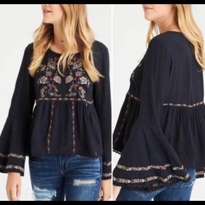 American Eagle floral long sleeve shirt